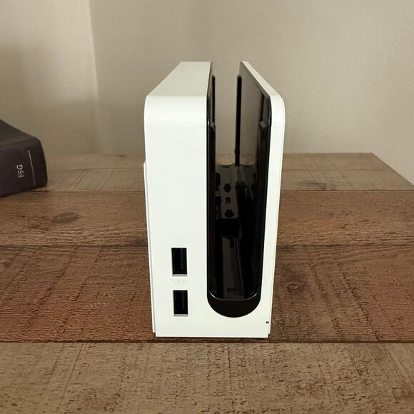 Nintendo Switch OLED Model - Picture 4 of 12